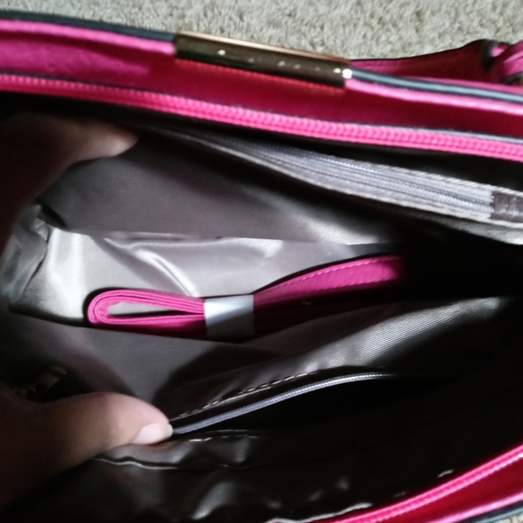 Pink Handbag - Picture 6 of 10